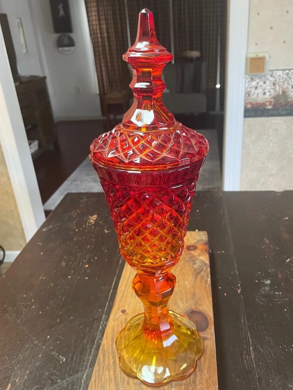 L. E. Smith Amberina Diamond Pointe Ombre Glass Apothecary Jar with Lid.